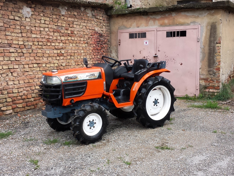 J TRADING - Used Japanese tractors directly from Japan - BulgarianAgriculture.com